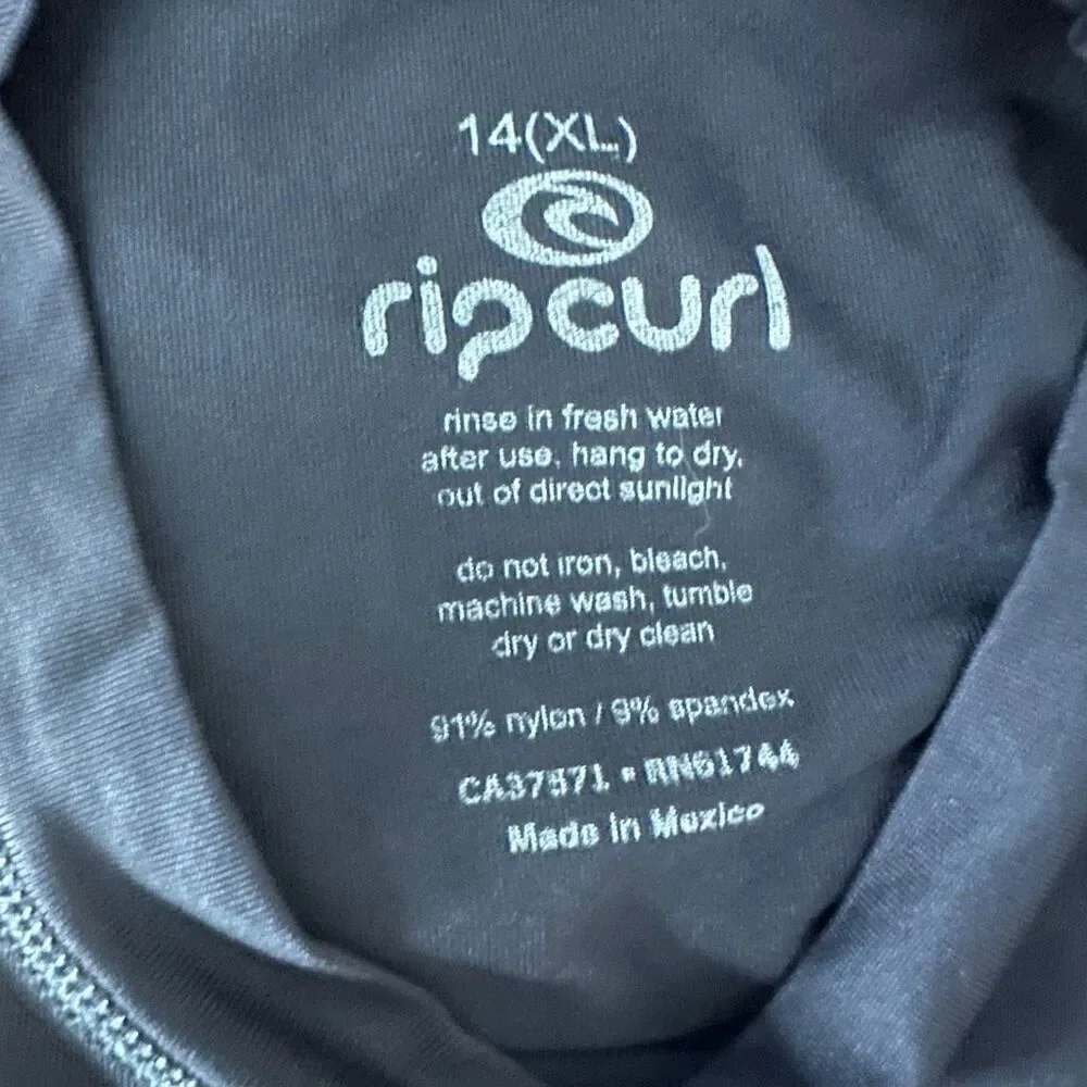 Rip Curl Girls Long Sleeve Rash Guard Size 14(XL)